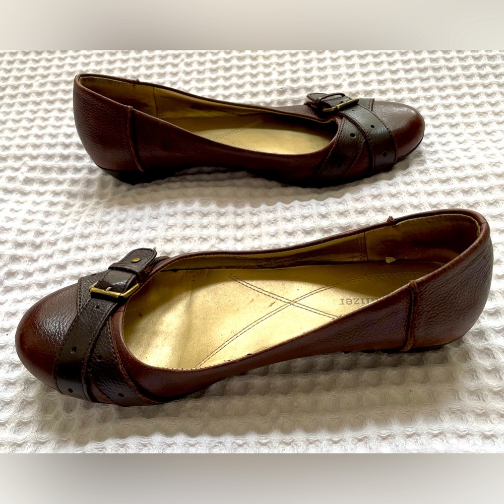 Naturalizer Brown Leather Ballet Flats Size 9